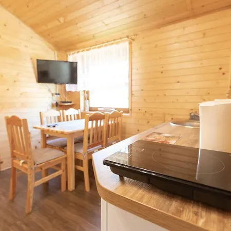 Pod Zielonym Wzgorzem 木屋