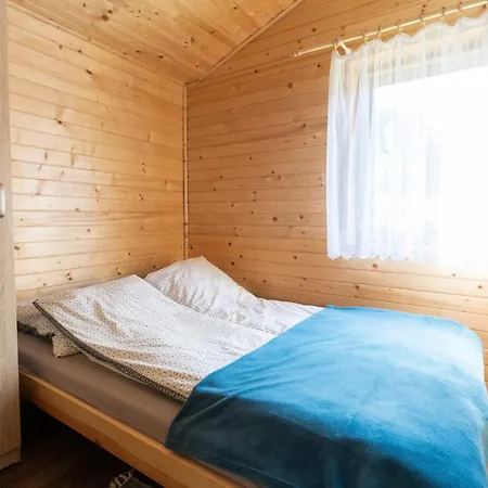 Pod Zielonym Wzgorzem *