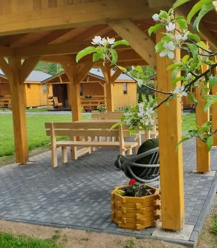 Pod Zielonym Wzgorzem Chalet *